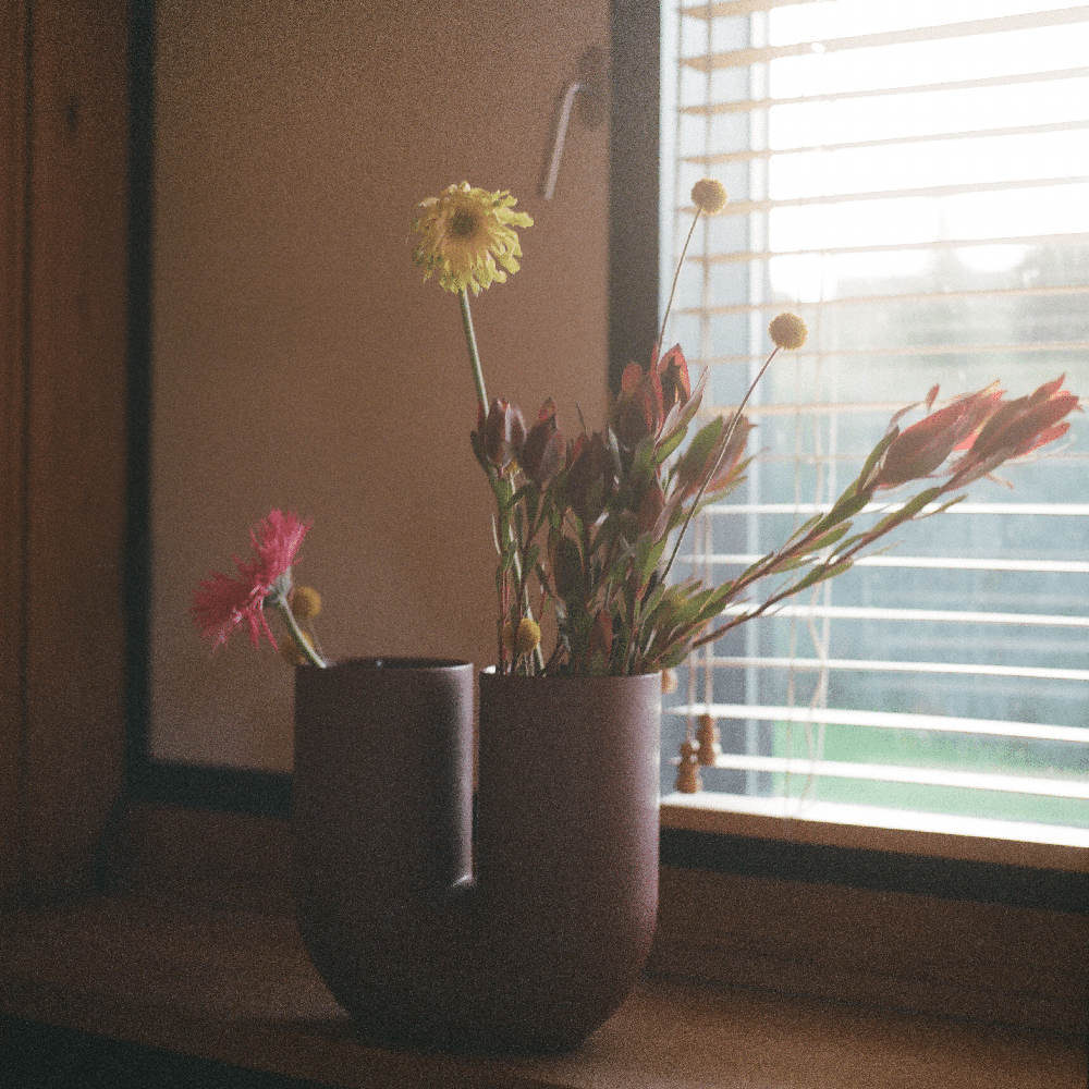 Kink Vase H: 26 cm - Dunkelrot