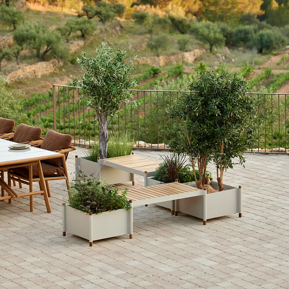 Sticks planter Bank inkl. 2 Pflanzgefäße Teak/Sand