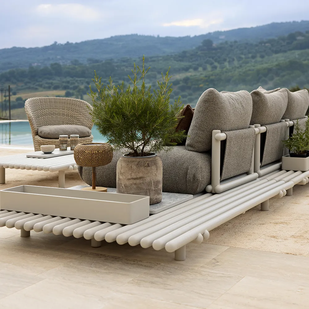 Sticks Sofa mit Chaiselongue Alu/desert sand