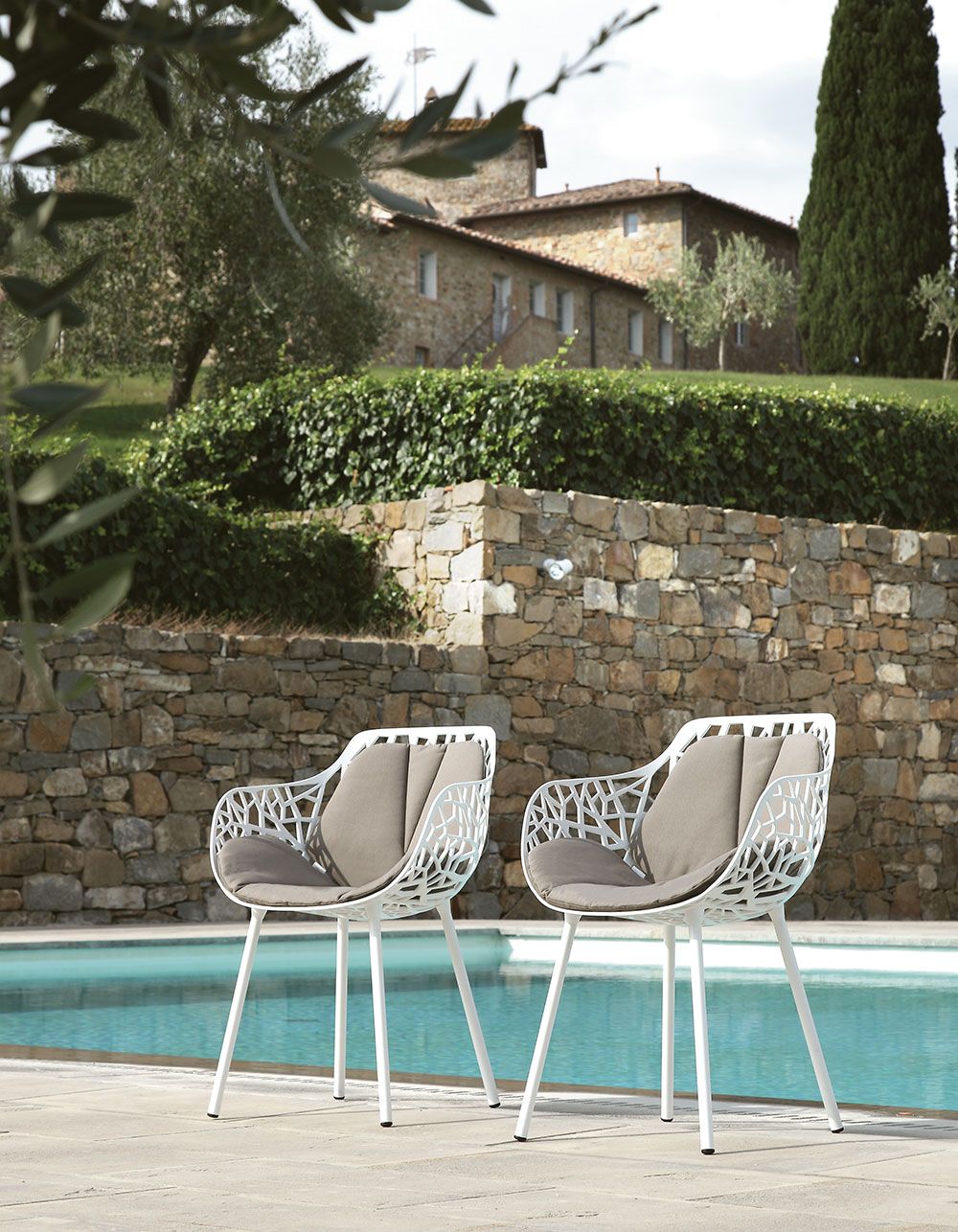 Forest Armlehnstuhl Powder Grey