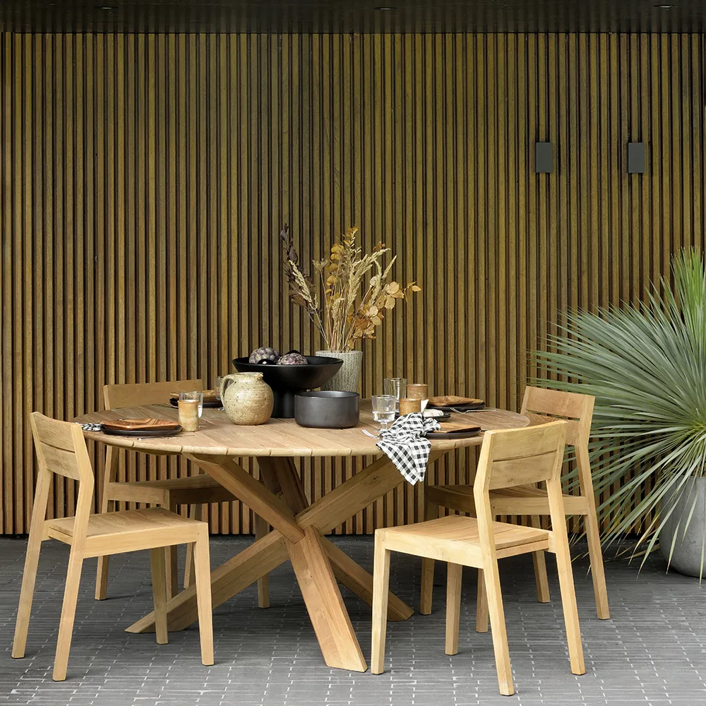 Circle Esstisch Ø163 cm Teak