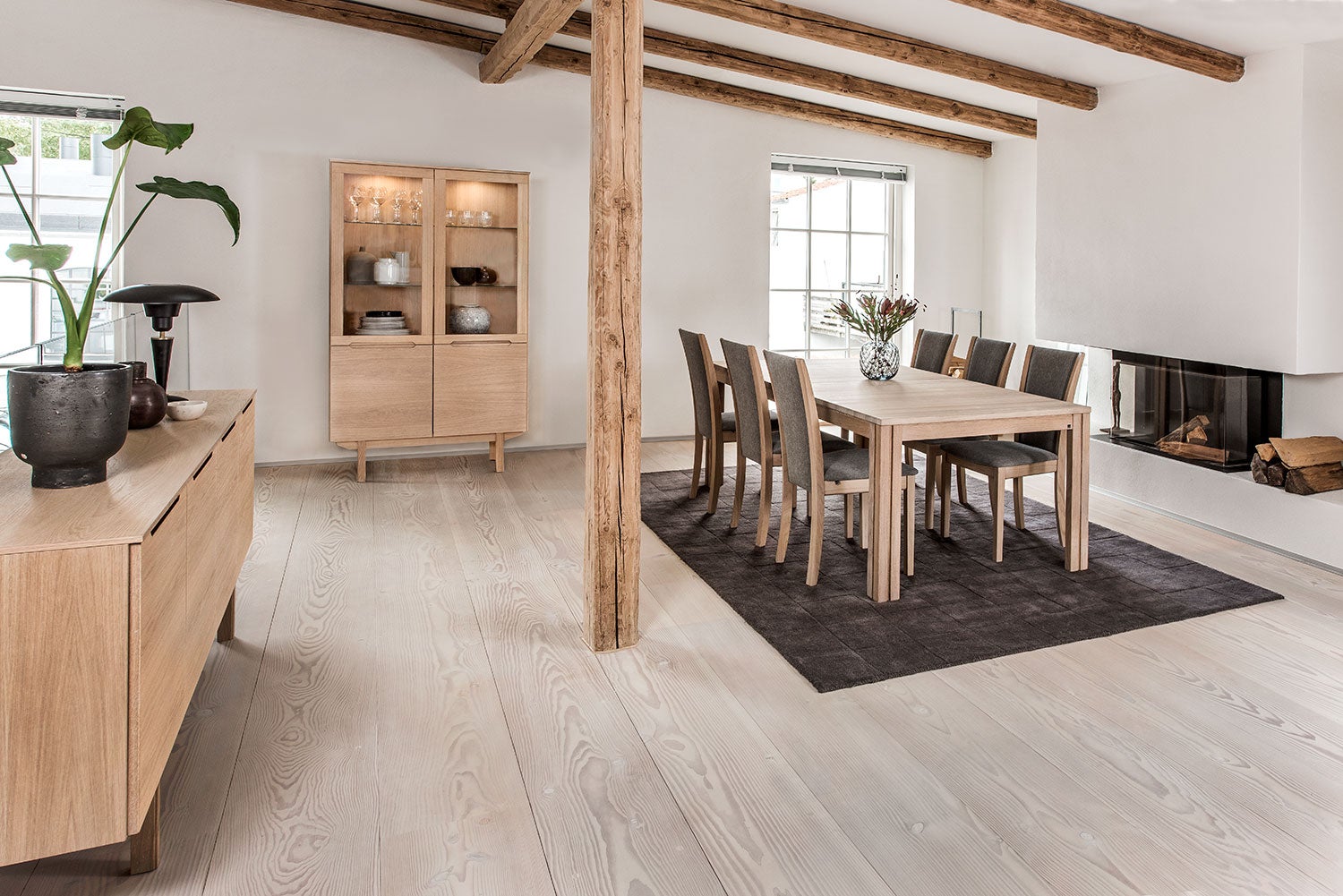 Sm307 Vitrinenschrank Eiche Lack 98X41X182Cm 