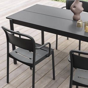 Linear Steel Stuhl mit Armlehnen - Anthracite Black 