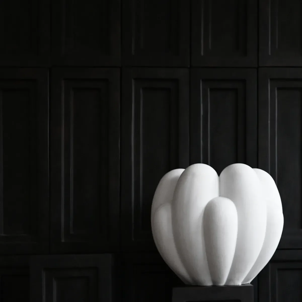 Handgefertigte Vase Bloom Big Bone White H44 cm