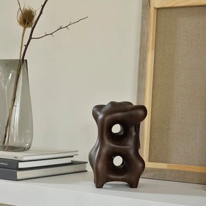 Organic Skulptur lackiert dunkles Mahagoni
