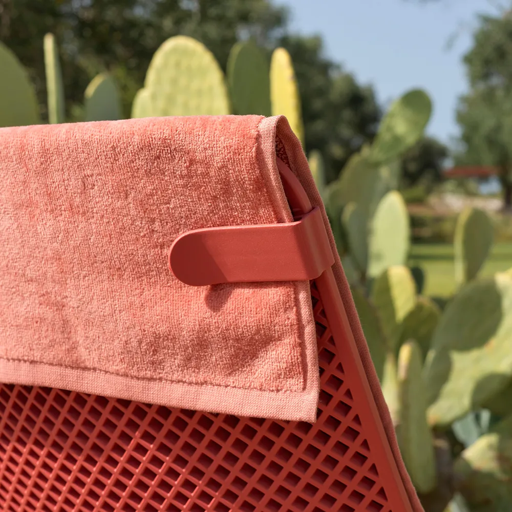 Net lounge armchair Corallo