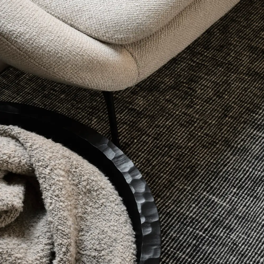 Chopped XL-Schale aus schwarz lackiertem Mahagoni