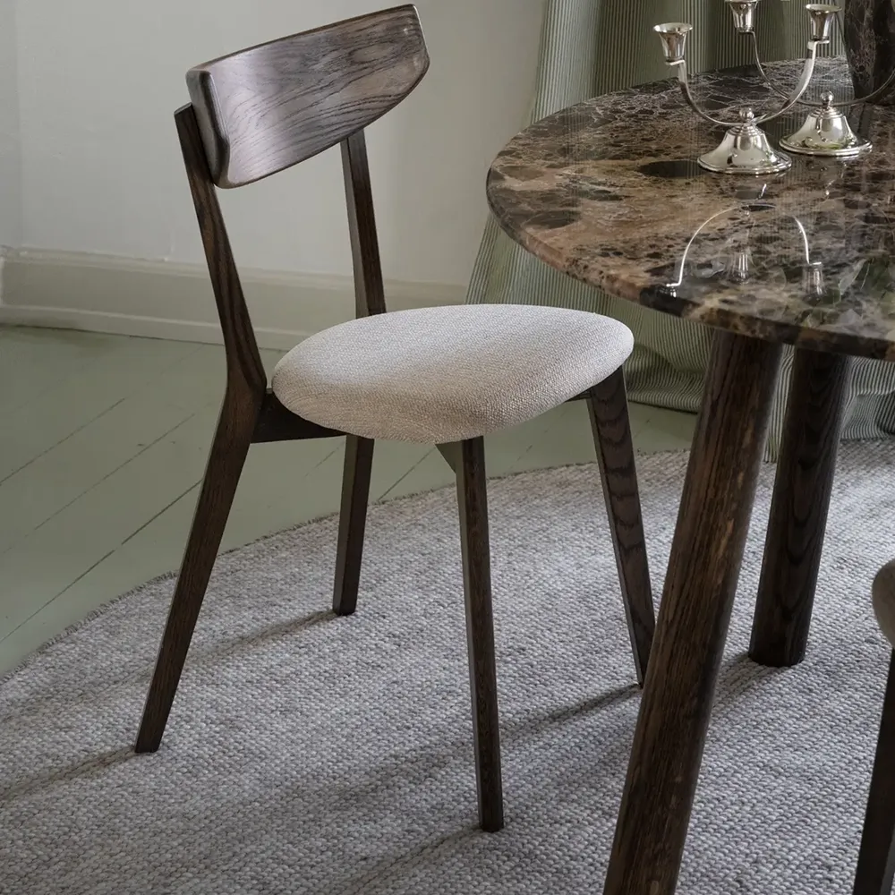 Taransay Esstisch Ø125 cm Brauner Marmor/Braune Eiche