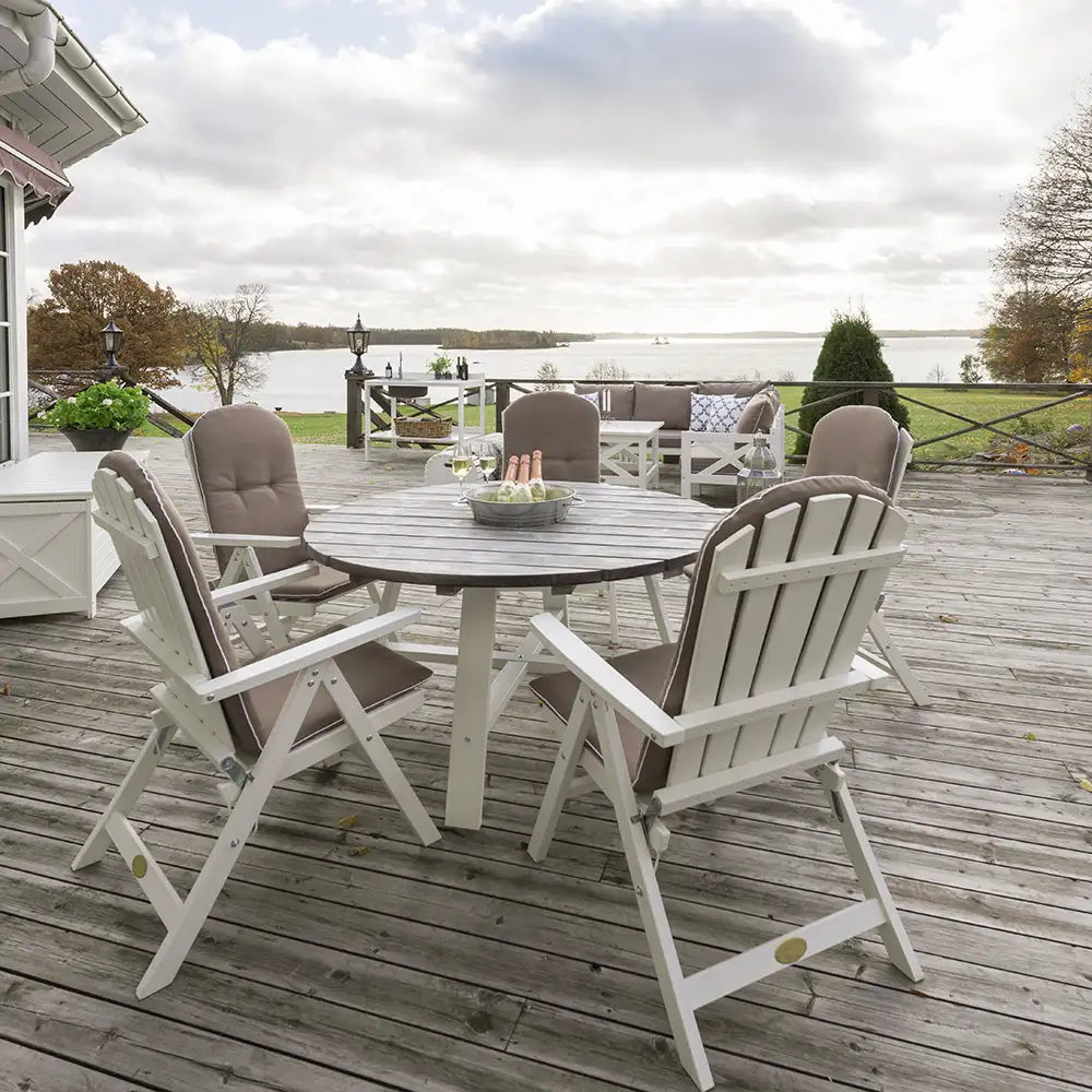 Läckö Sessel Weiß