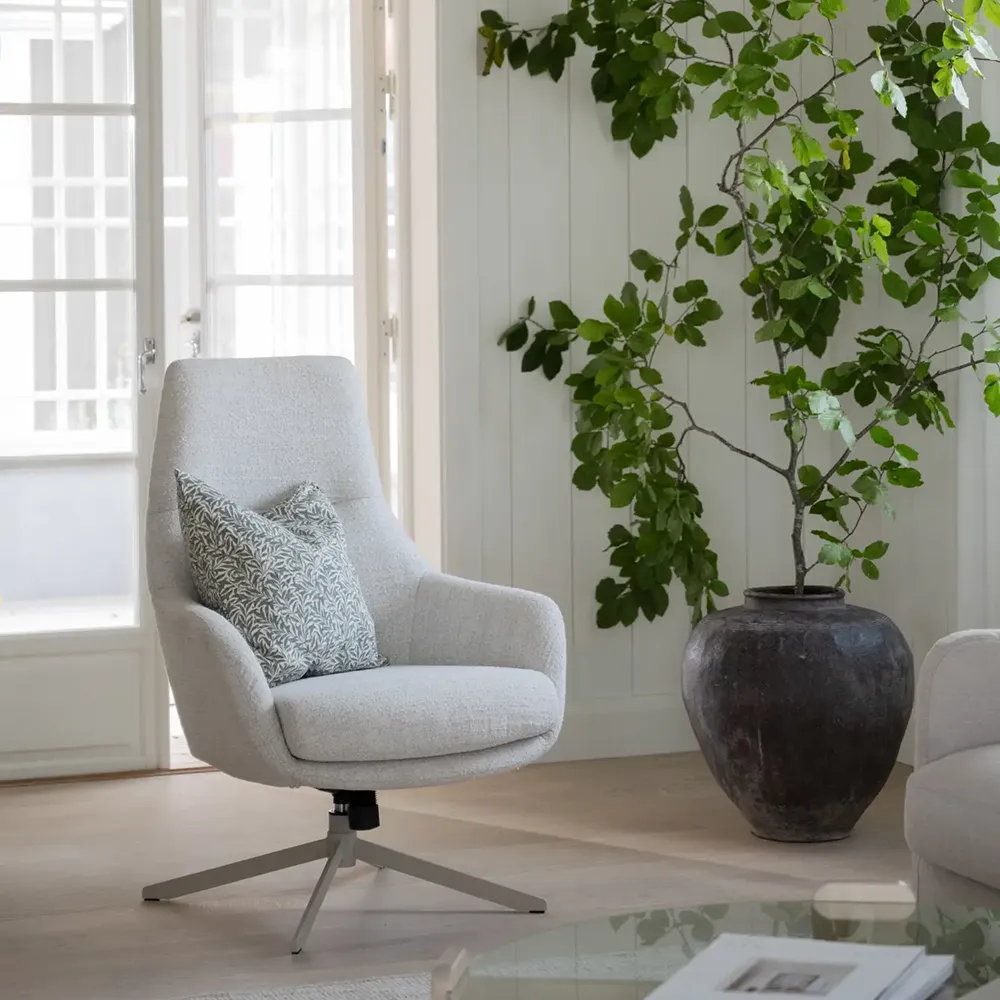 Conroe Drehsessel hellbeige