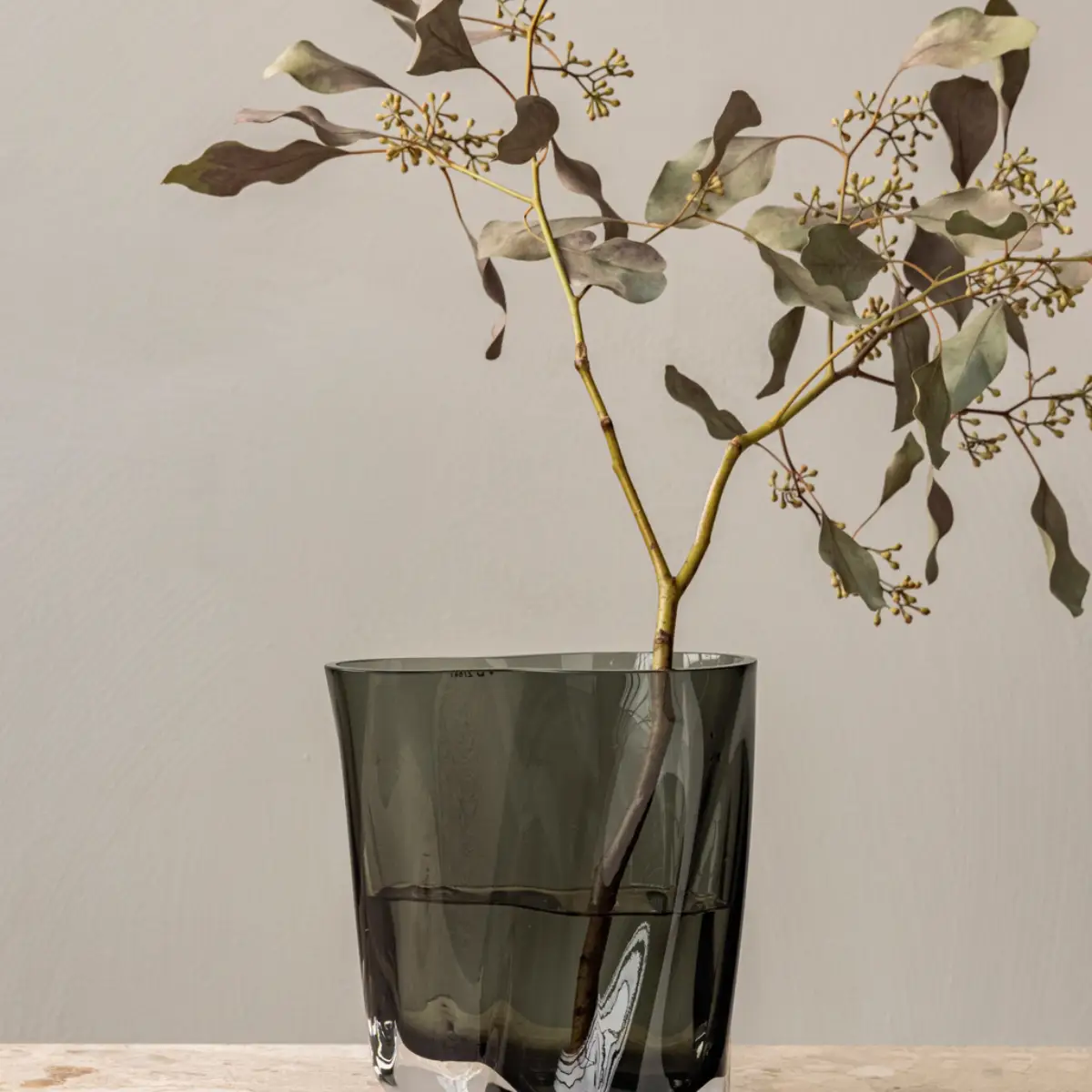 Aer Vase - H19 cm - Rauch
