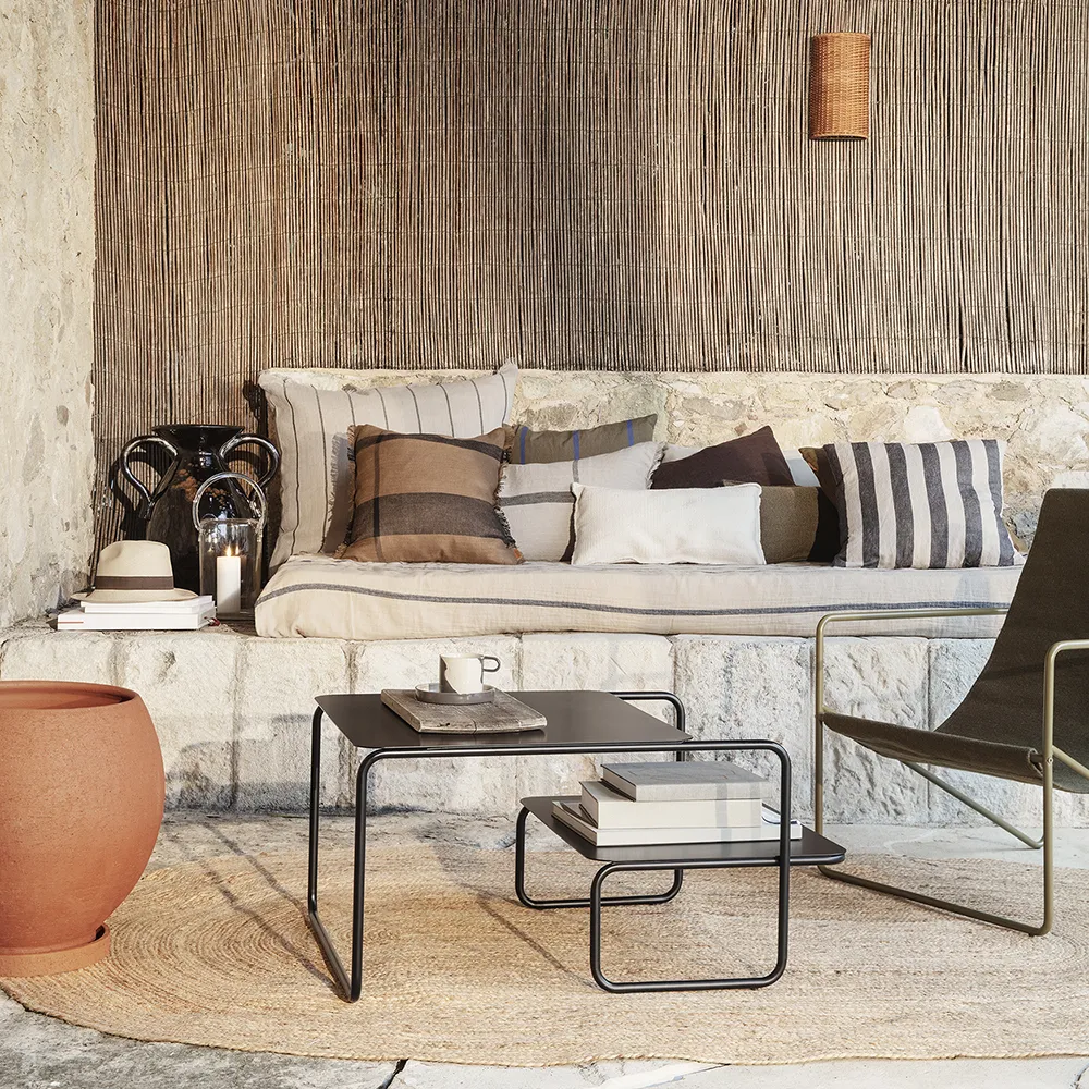 Level Couchtisch Black