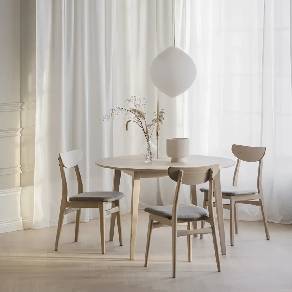 Rodham Stuhl weiß pigmentierte Eiche/hellgrau