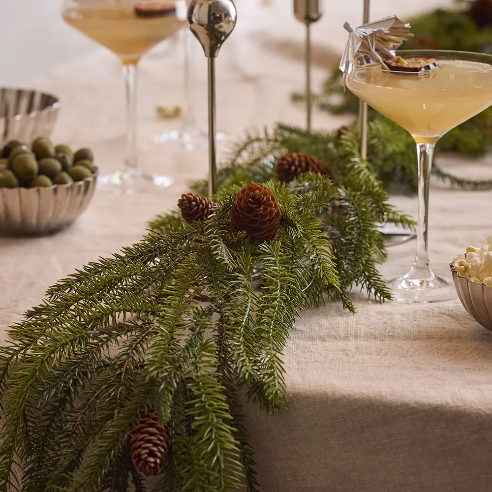  Girlande mit Zapfen 180 cm