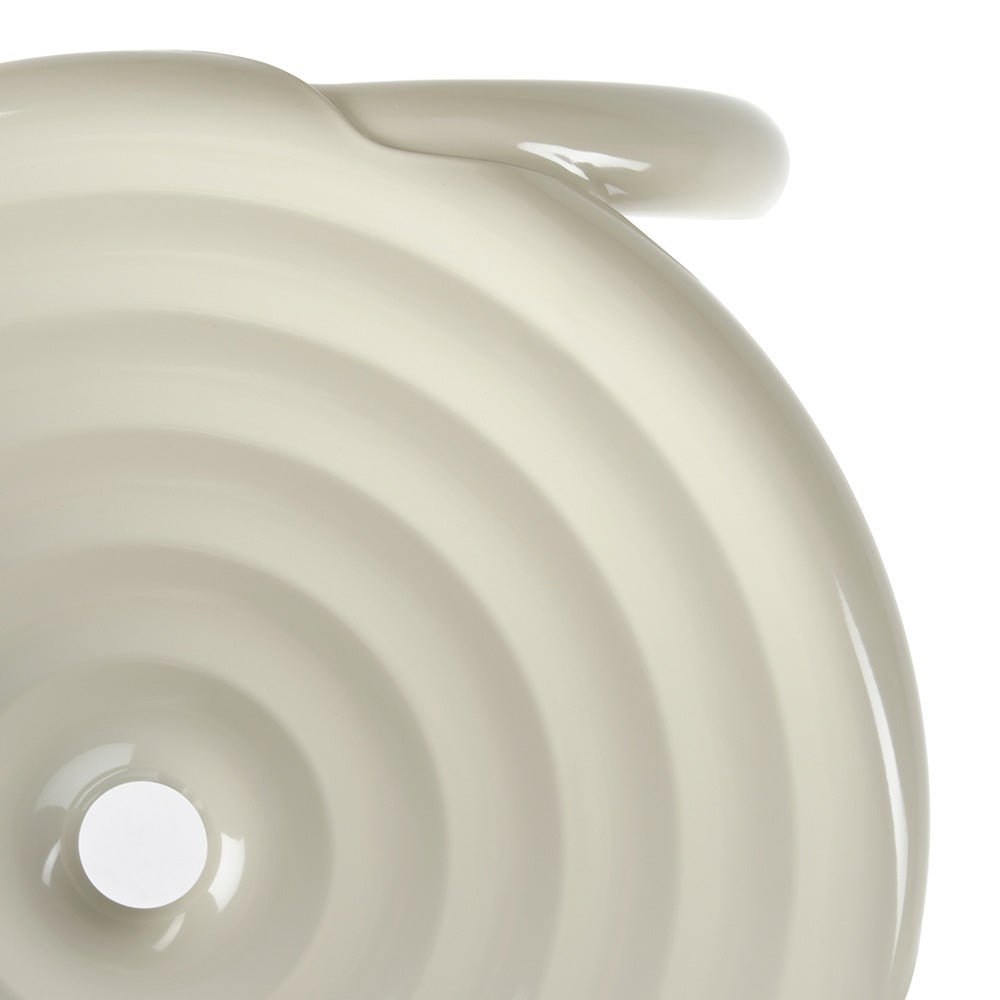 Groove  Hocker Putty