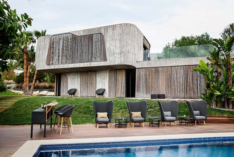 Peacock Wing Armchair Dunkelgrau Inkl.