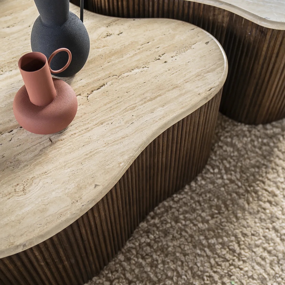 Mari Couchtisch - 83x72x34