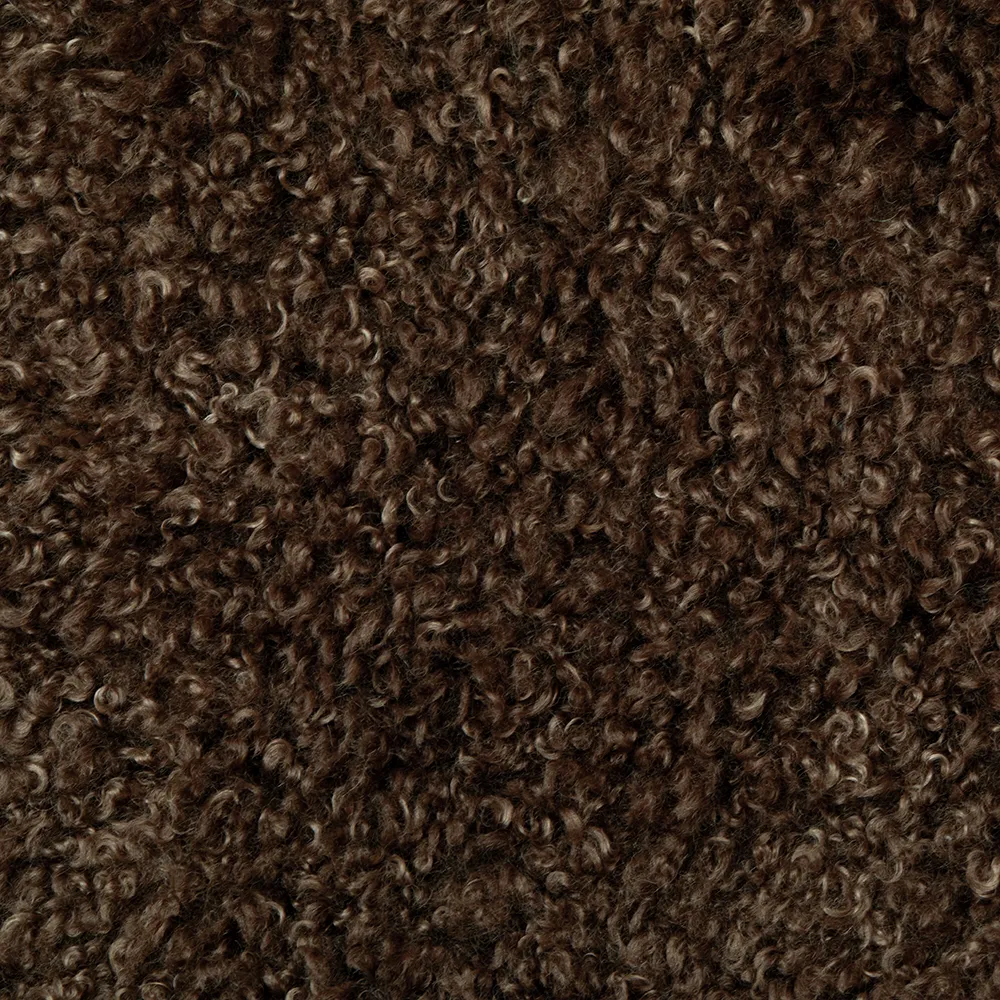 Wooly Decke Brown