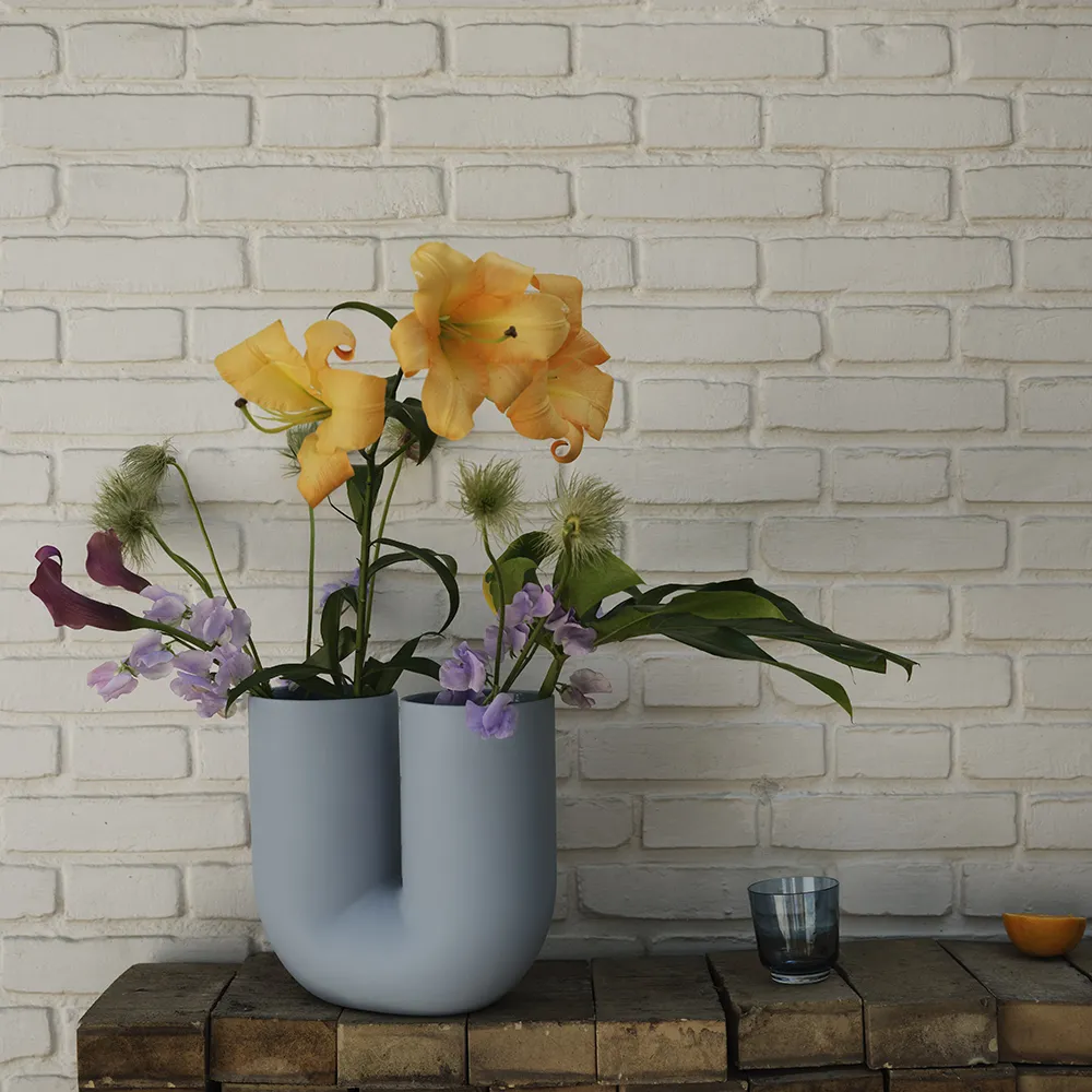 Kink Vase H: 26 cm - Hellblau