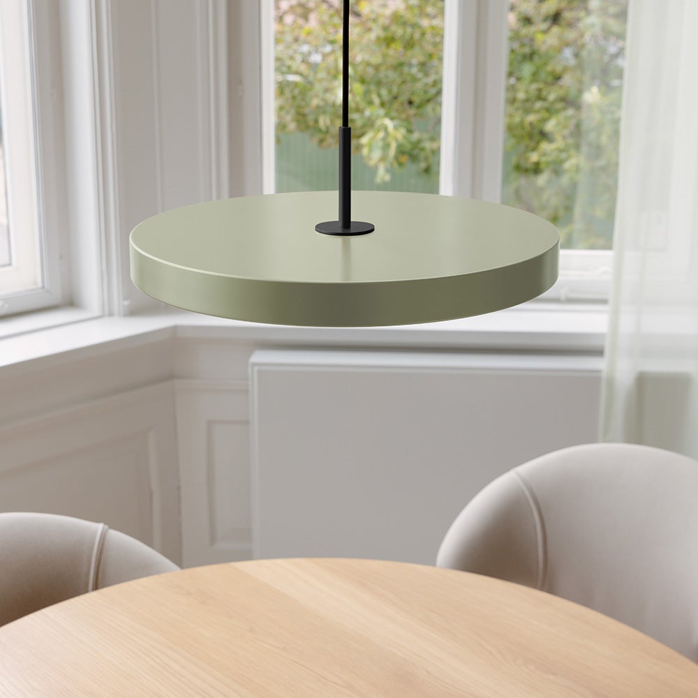 Asteria Medium Deckenleuchte Ø43 cm Nuance Olive/Schwarz