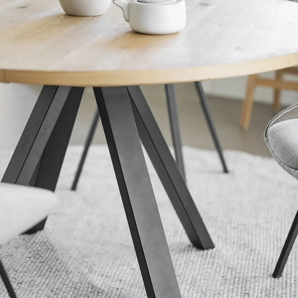 Maddock Esstisch Ø135 cm Eiche