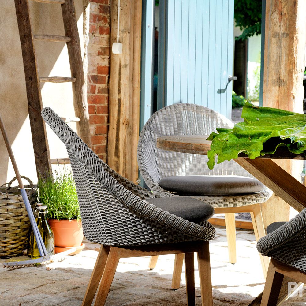 Eios Esstisch 150 cm Teakholz