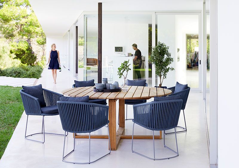 Endless Esstisch 130cm 