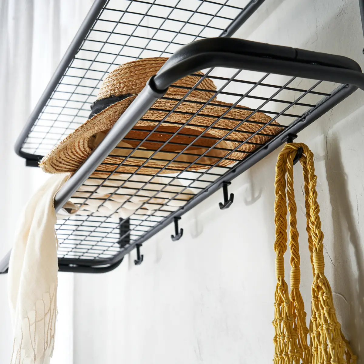 Classic Hutregal 100 cm Schwarz Chrom