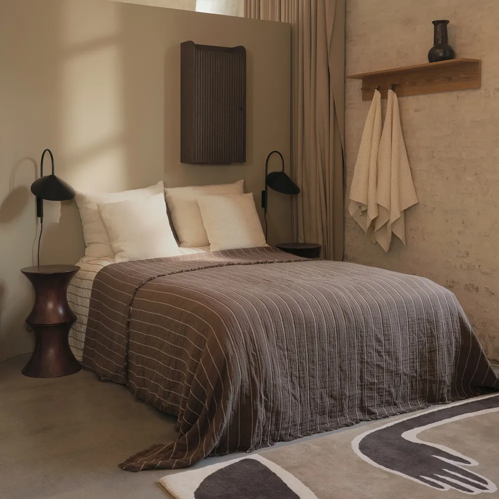 Aires Tagesdecke 250x240 cm Stone