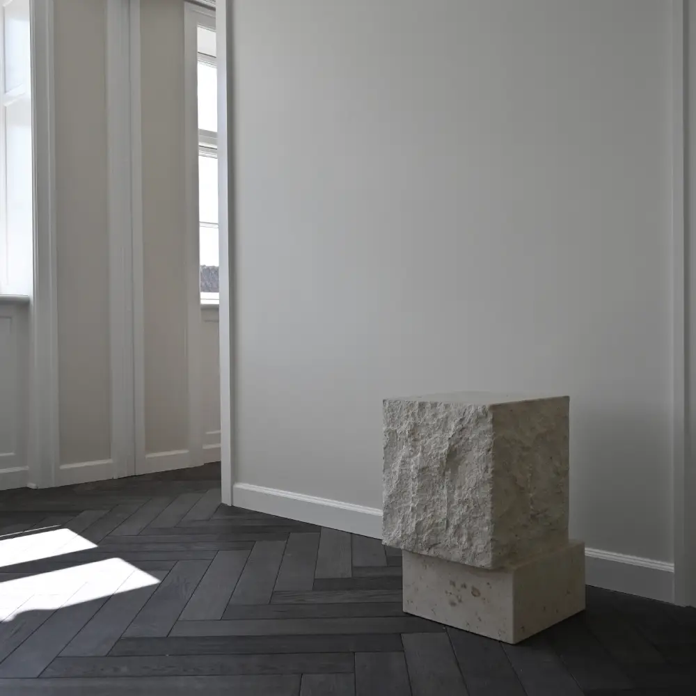 Temple Couchtisch hoch – Limestone