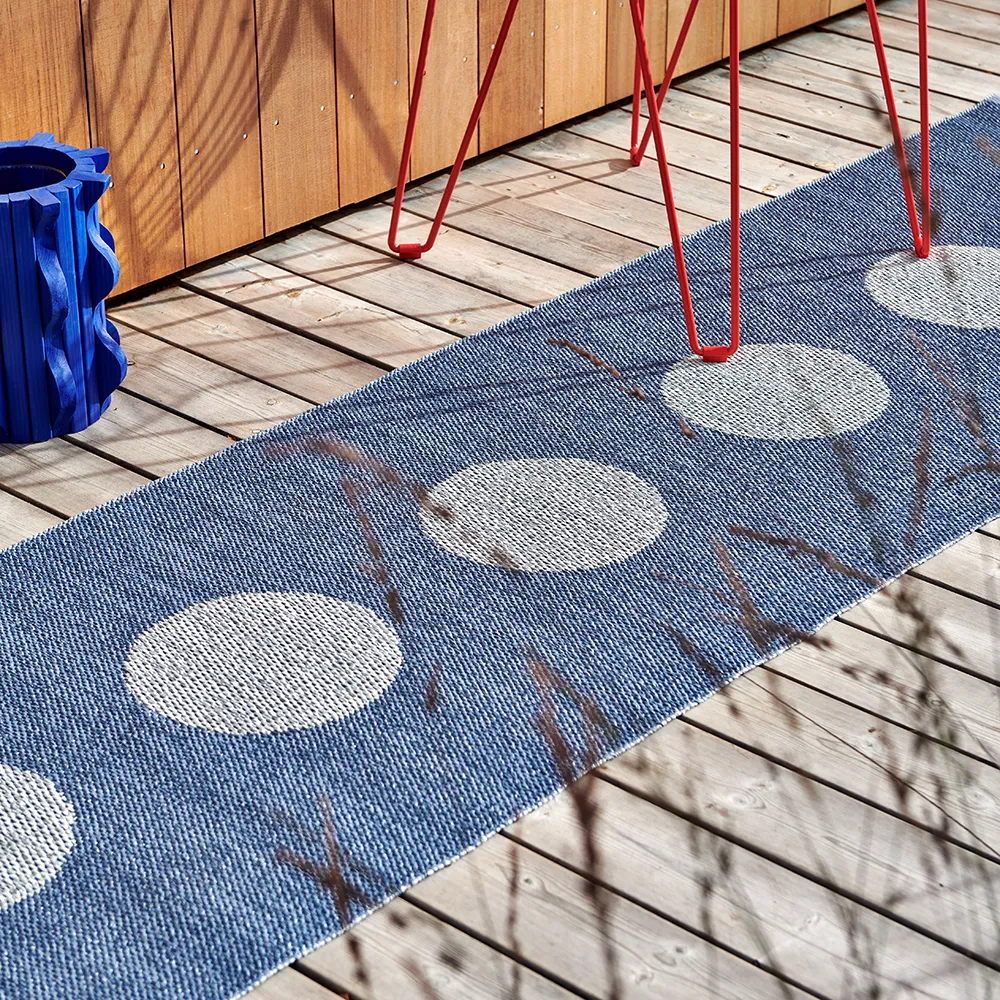 Vera Pop teppich River Blue/Blue Fog 70 x 200cm