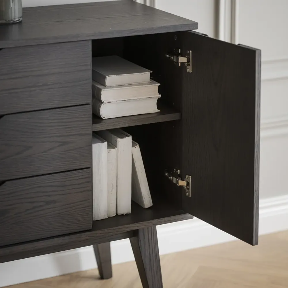 Filippa skænk 122x40 cm mørkebrun eg