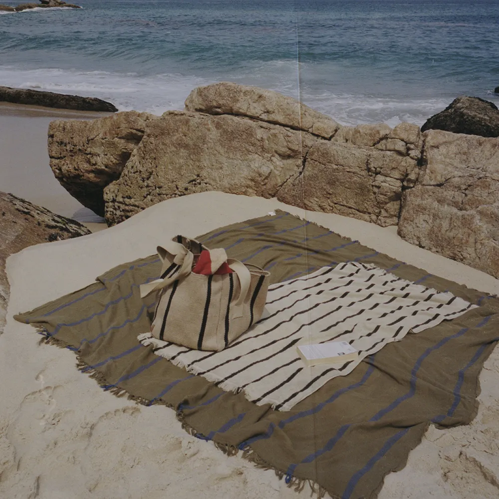 Yard Picnic Bag - Sand/Black