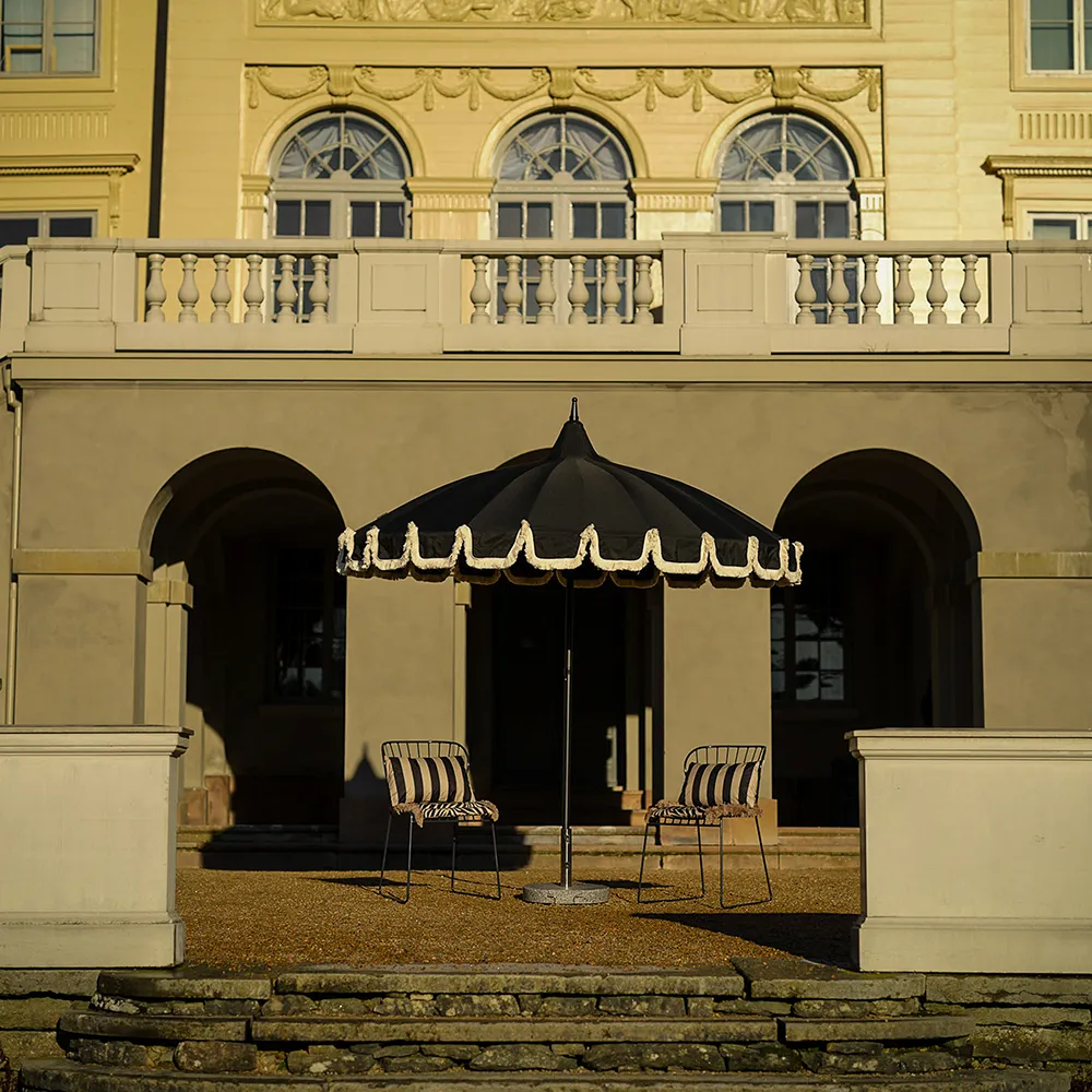 Sonnenschirm mit Fransen Ø240 cm Schwarz