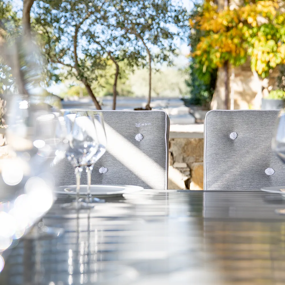 Tisch 122X124cm Höhe 65,5cm Grau Aluminium