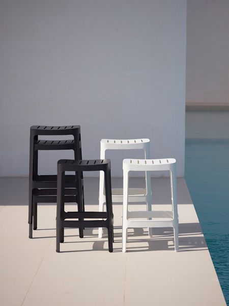 Cut Bar Tisch Schwarz