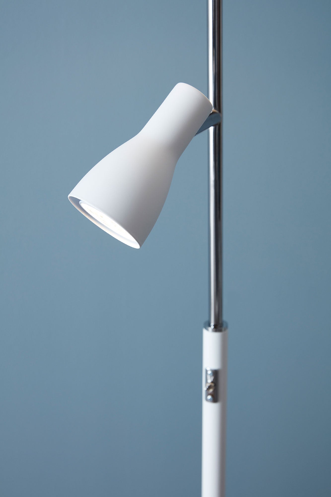 Costello Stehleuchte Matt Weiß E27+Mr16 Inkl Leuchtmittel Exklusiv Textilschirm