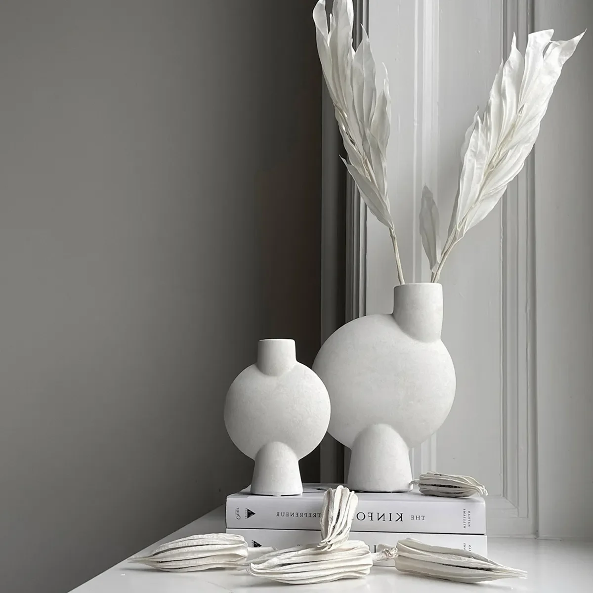 Handbemalte Vase Sphere Bubl Mini Bone White H19 cm