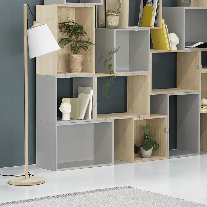 Pull Stehleuchte – Eiche/Weiß