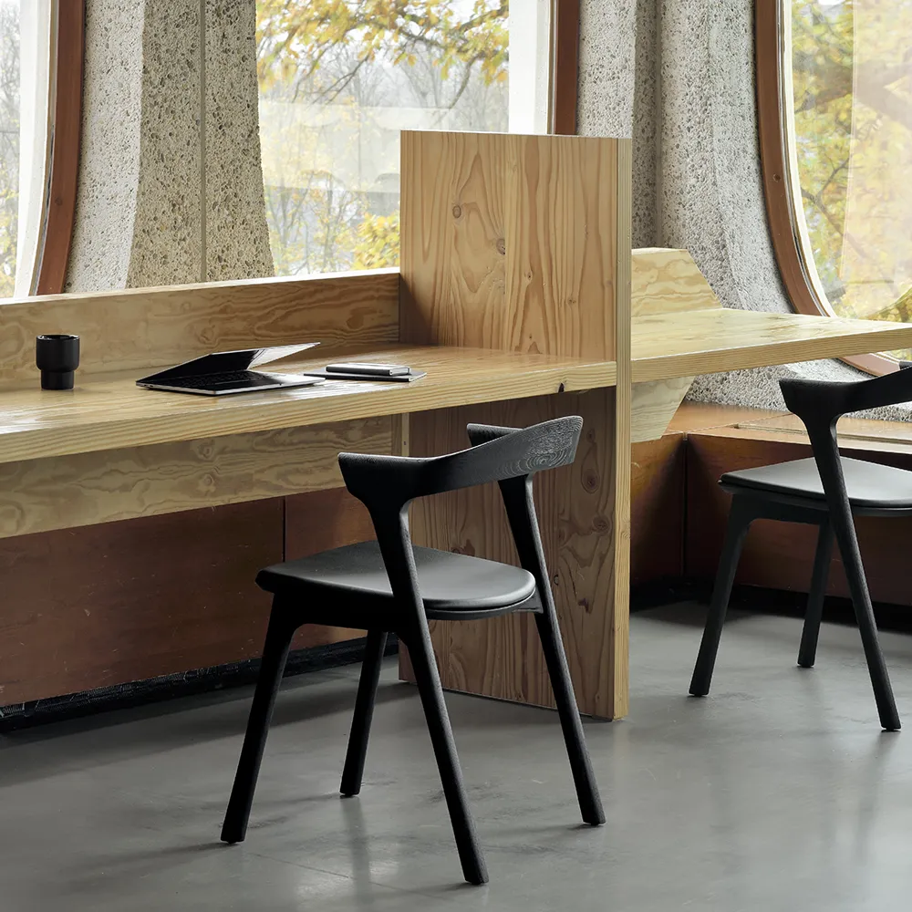 Book Dining Chair schwarze Eiche/schwarzes Leder