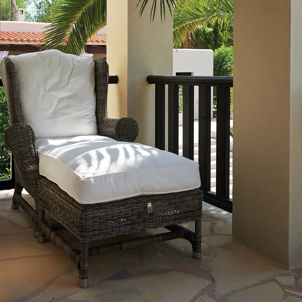 Nicolas Ohrensessel aus künstlichem rattan