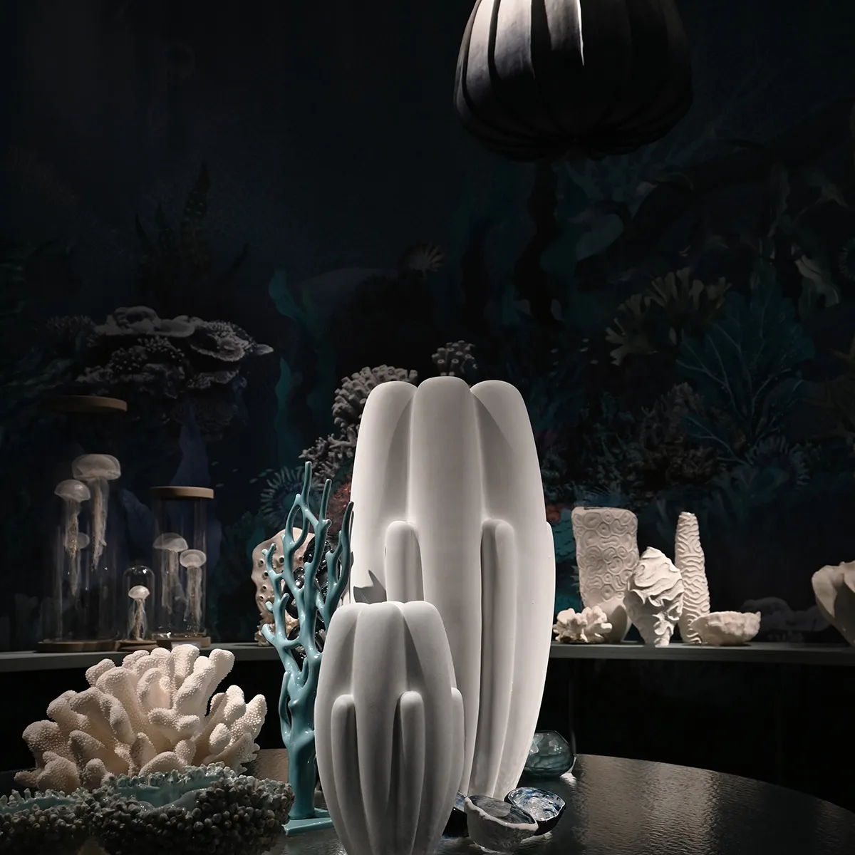 Handgefertigte Vase Bloom Slim Big Bone White H68 cm