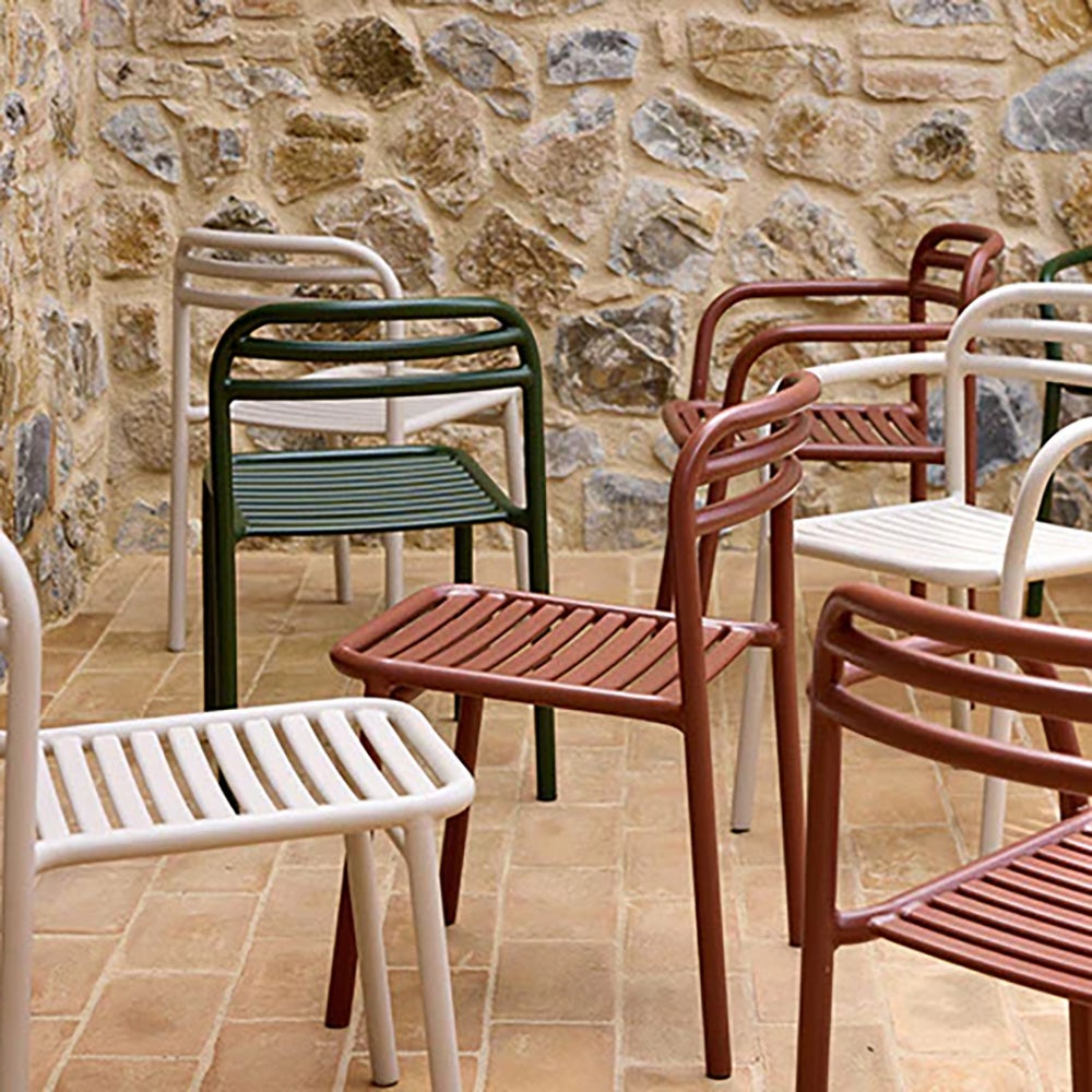 Bliss Esstisch inkl. zwei Stühlen - Dunkelgrünes Aluminium