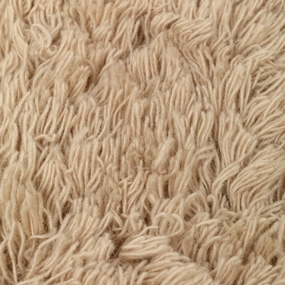 Handgefertigtes Kissenbezug Meadow High Pile Light Sand