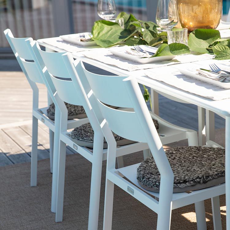 Delia Esszimmerstuhl weiß