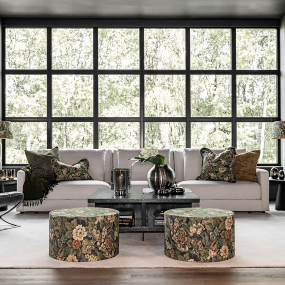 Ebonleaf Flower Kissenbezug mit Fransenrand - 50x50 cm