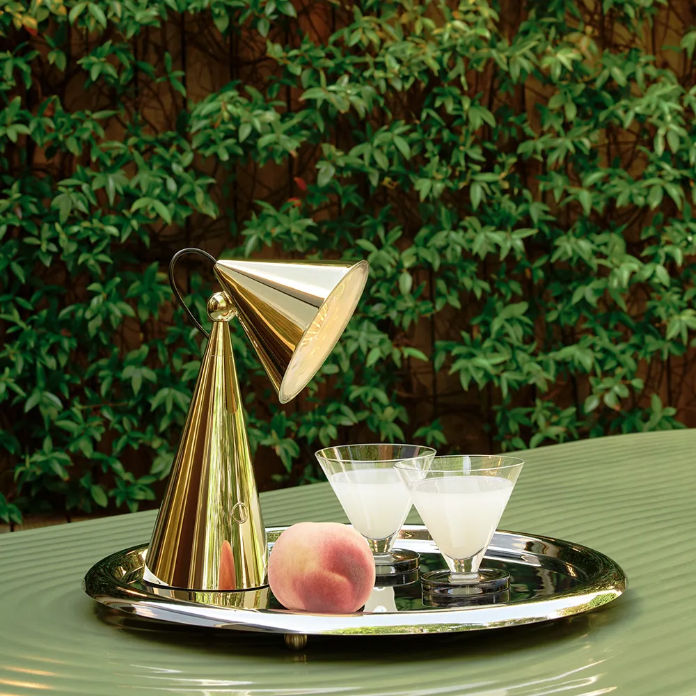 Pose Portable Gold LED