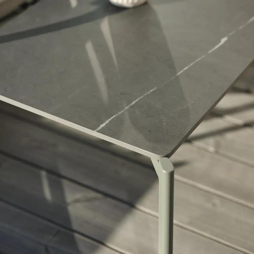 Hallavara Beistelltisch 56x66 cm grün