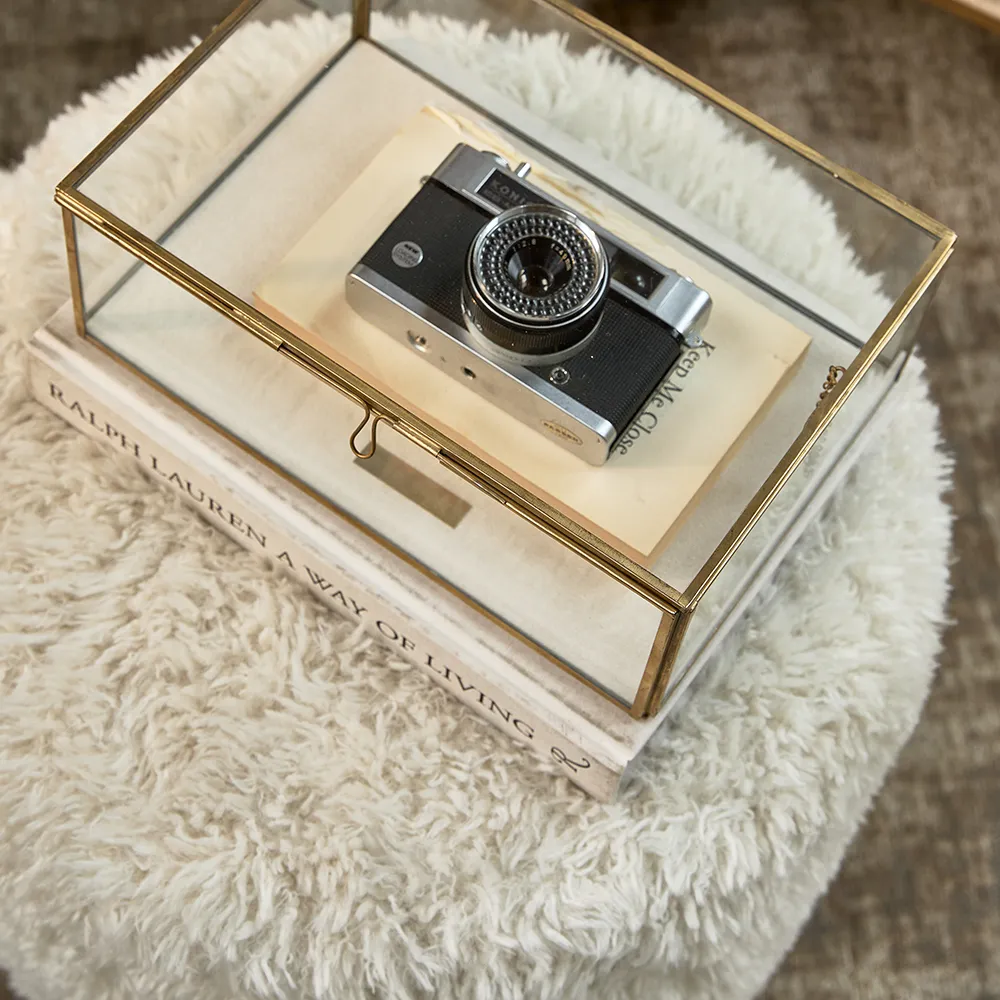 Fußhocker Bowery White Lion