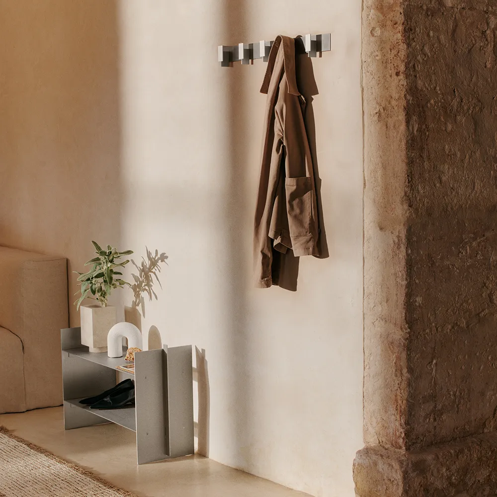 Lager Kleiderbügel - Aluminium